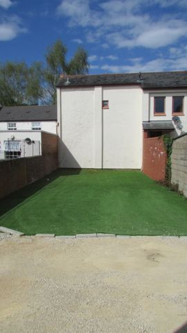 1 bed Room in Shared House - To Let - Photo 5