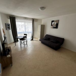 Location Appartement 1 pièce 25m² CHOLET 49300 - Photo 2