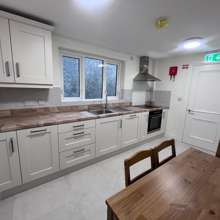 ROOMS TO RENT, 30 Lower Violet Street, Derry/Londonderry, Waterside, Utility Allowance, BT47 2AR - Photo 1