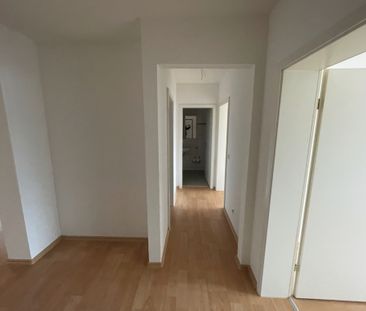 3-Zimmer-Wohnung in Düren, Karl-Arnold-Straße 120 - Photo 1