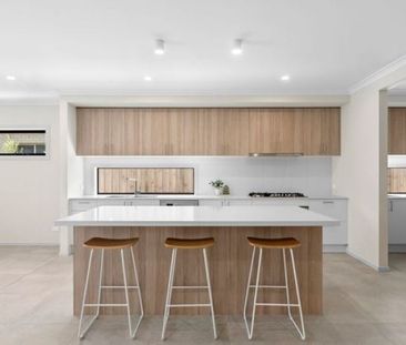 Perfect on Point - Photo 3