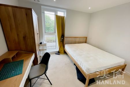 2 bedroom 2 bathroom - Photo 4
