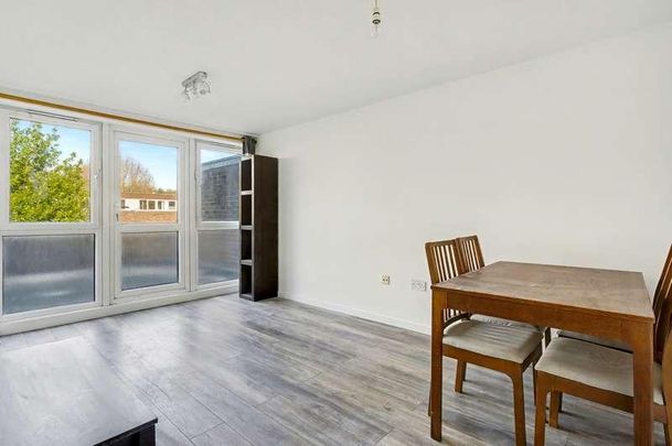 Turpin Way, London, N19 - Photo 1