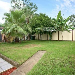 Modern Three Bedroom Home In Prime Location - Photo 2