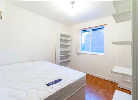 2 Bed Maisonette, Bunning Way, N7 - Photo 2