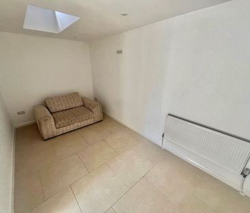 Hazelwood Road, Bedford, MK42 - Photo 1