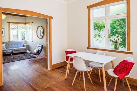 2 Bedroom Warm Bungalow in Petone - Photo 2