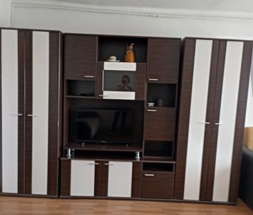 Închiriez garsonieră, , mobilat / utilat, 32mp, etaj 2 - Fotografie 1