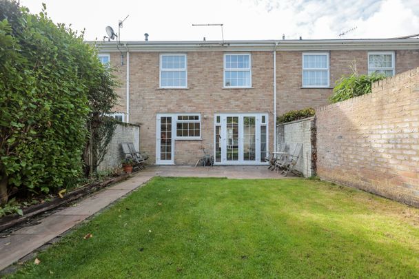 3 bed terraced house to rent in Wedgwood Drive, Lilliput, BH14 - Photo 1