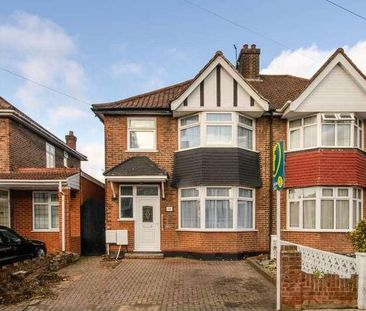 Derek Avenue, Wembley, HA9 - Photo 2
