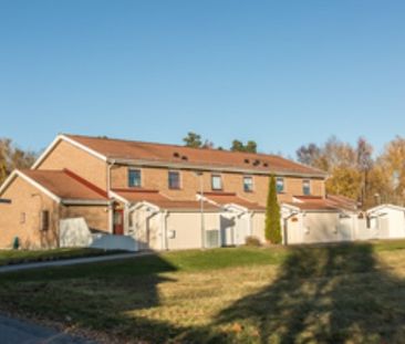 Mommas väg, Nyköping - Photo 1