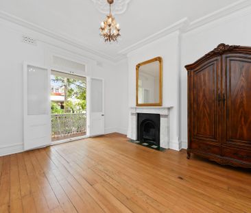 Beautifully Renovated Four Bedroom Victorian Terrace House with Ita... - Photo 1
