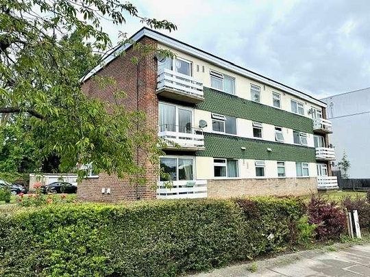 Fulwood Court, Kenton Road, Harrow, HA3 - Photo 1