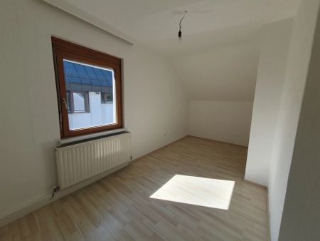 Fernblick über den Süden Wiens - !!!KEIN LIFT!!! - 4 Zimmer Wohnung mit sonniger Südterrasse - Foto 4