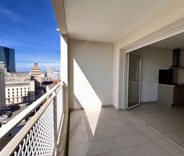 Location Appartement 2 pièces 43m² MARSEILLE 3ème - Photo 2