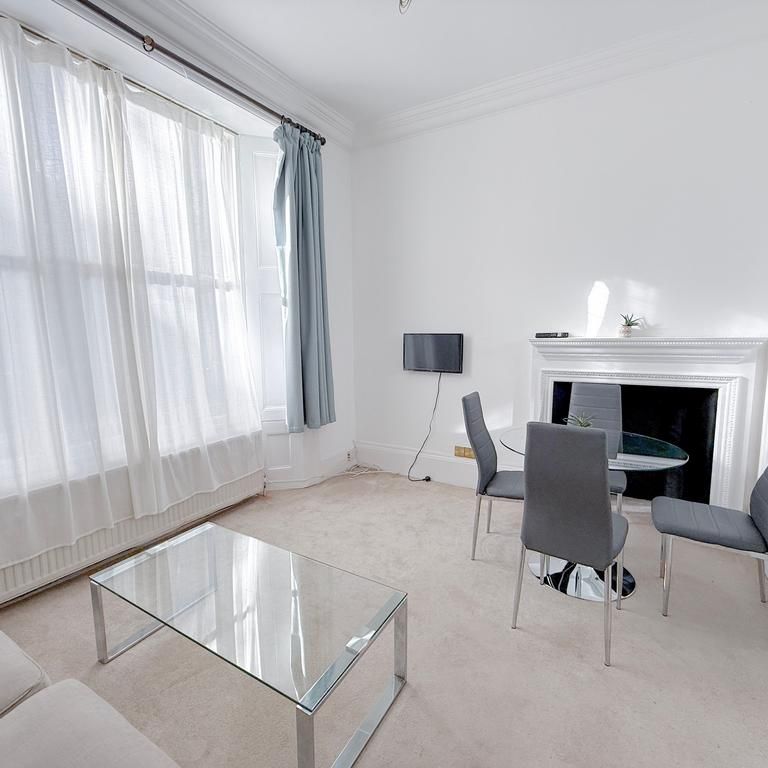 1 bedroom flat to rent - Photo 1