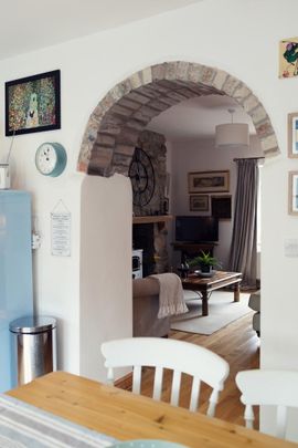 2 bedroom terraced house to rent - Photo 1