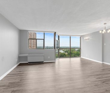 For Lease - 2760 Carousel Crescent Unit# 1111, Blossom Park - Airpo... - Photo 4