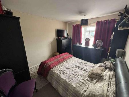 The Broadway Thatcham, RG19 - Photo 3