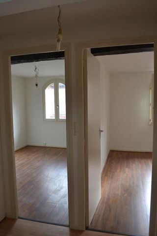 Location Appartement 3 pièces 69m² ALBI 81000 - Photo 2