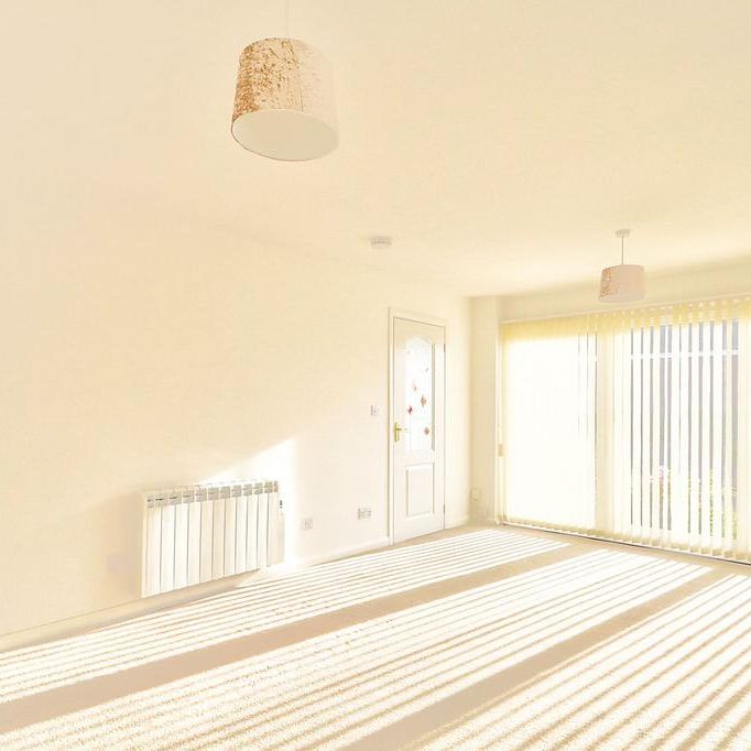 1 bedroom semi-detached bungalow to rent - Photo 1