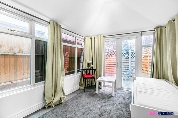 2 bedroom maisonette to rent - Photo 1