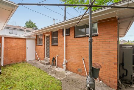 1/30 Edgar Street, Glen Iris VIC 3146 - Apartment For Rent | Domain - Photo 3