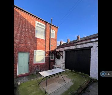 2 bedroom terraced house to rent - Photo 4