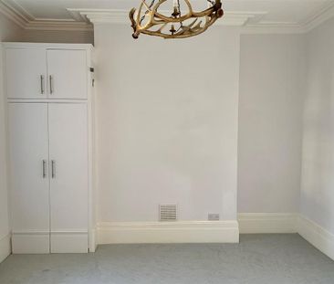 Studio to rent - Photo 6