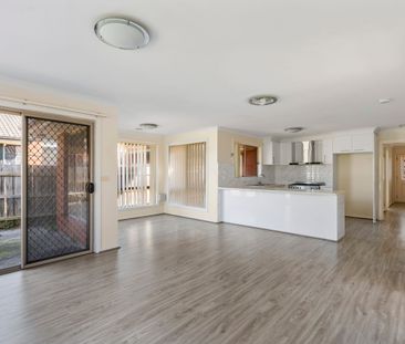 Home That Brings Space & Comfort Together - Photo 2
