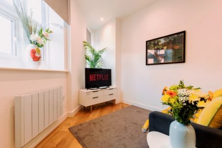 1 bedroom apartment#4 - Photo 3