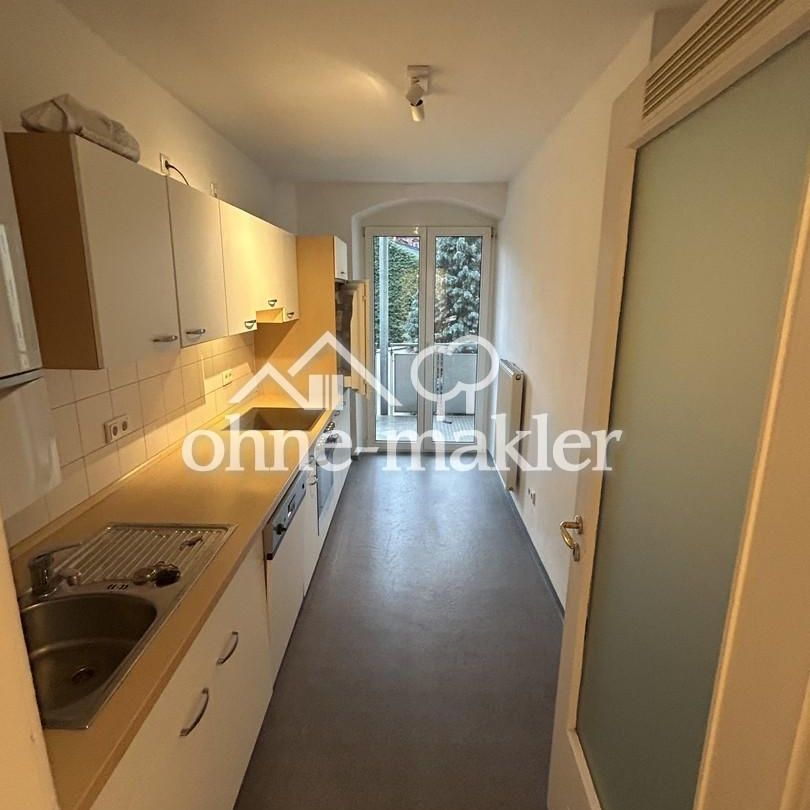 IDEAL GESCHNITTENE 2 ZI. ETW mit Balkon und Einbauküche - Photo 1