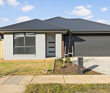 43 Presentation Boulevard, Winter Valley - Photo 5