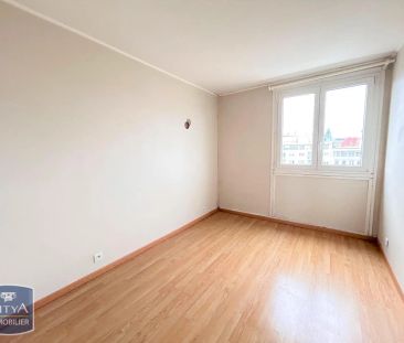Appartement à louer 4 pièces 77.72m² - Photo 2