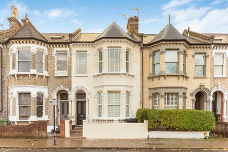 5 bedroom house to rent - Photo 2