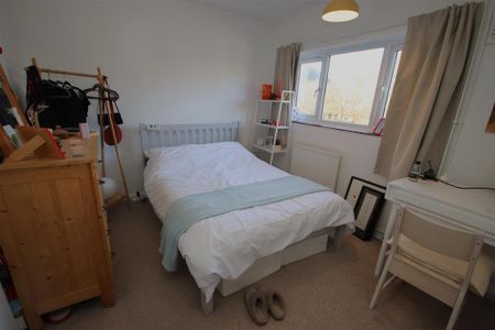 2 bedroom maisonette to rent - Photo 4