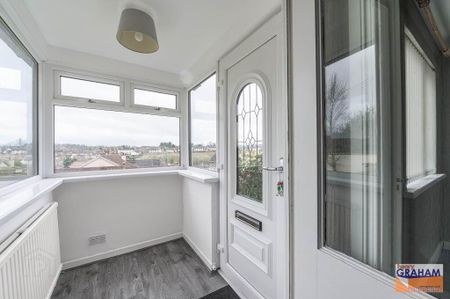 7 Weirs Row, Dromore, BT25 1BB - Photo 3