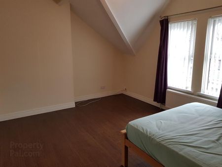 19 Orient Gardens, BT146LH, Belfast - Photo 5