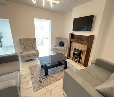 4 bedroom house to rent - Photo 3