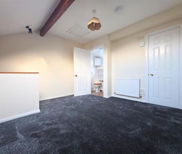 1 bedroom townhouse to rent - Photo 3