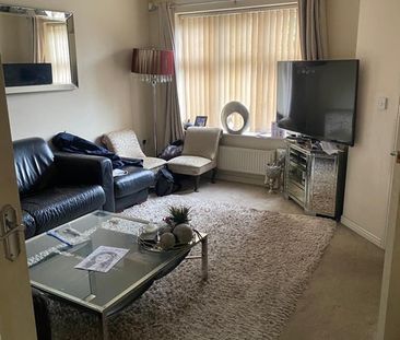 3 Bed Semi-Detached House, Croasdale Avenue, M14 - Photo 2