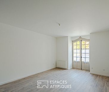 Appartement 3 pièces neuf dans immeuble historique du XVII ième - Photo 2