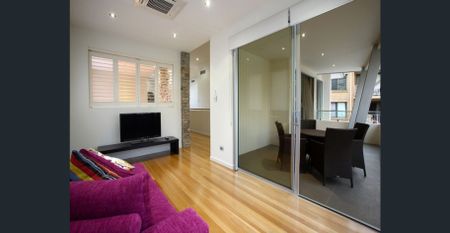 $2,500 Per Week - 5 Bed Mooloolaba House. Pool. Just 100m from the Beach - Photo 4