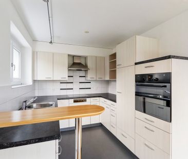 Familienfreundlich wohnen mit Sicht ins Grüne - Photo 3