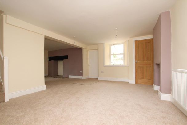 3 bed Cottage for let - Photo 1