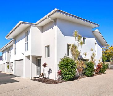 Modern Townhouse Located in the Heart of Maroochydore&excl; - Photo 1