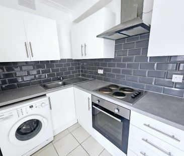 Whites Road, Southampton - Photo 1