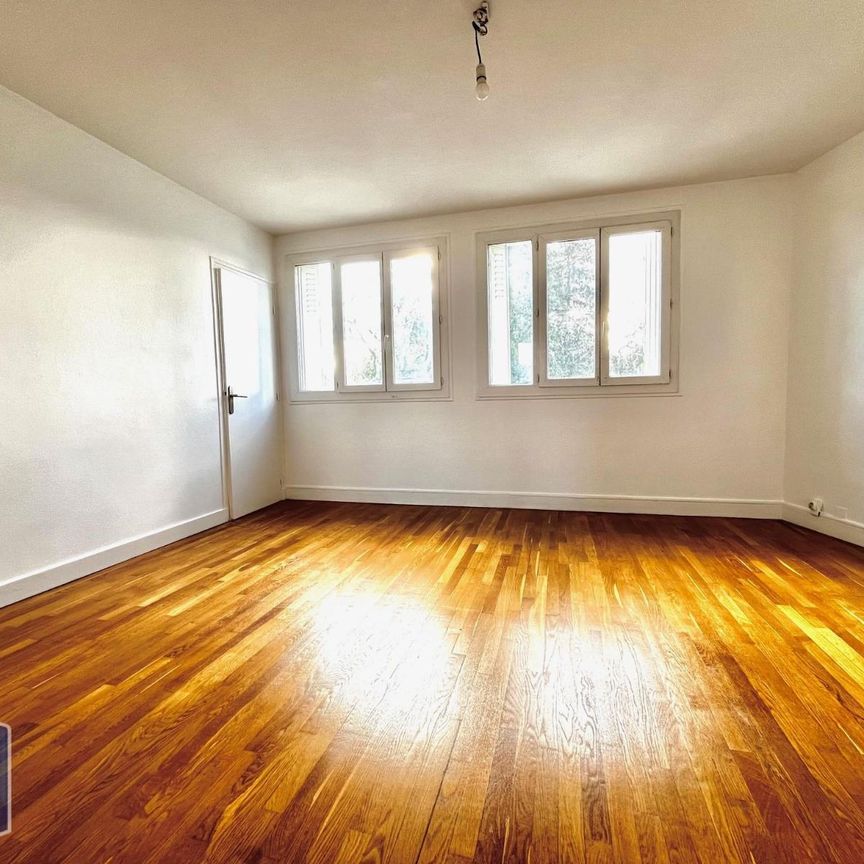 Location Appartement 3 pièces 51m² BOURGES 18000 - Photo 1