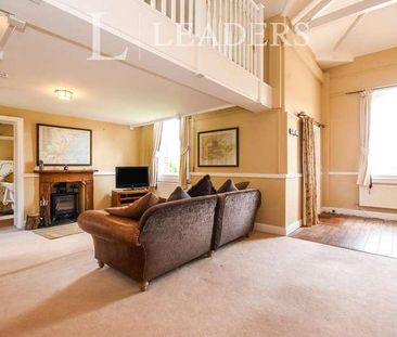 Home Bridge Court, Witham, CM8 - Photo 2