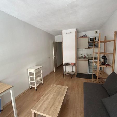 Location Appartement 1 pièce 18m² MARSEILLE 13ème - Photo 3